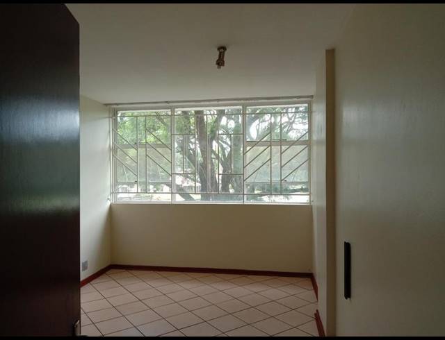 3 BEDROOM APARTMENT FOR SALE IN SUNNYSIDE